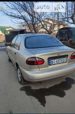 Седан Daewoo Lanos 2008 в Карловке