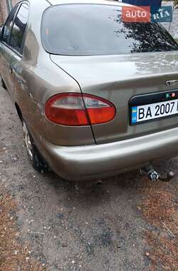 Седан Daewoo Lanos 2002 в Олександрії