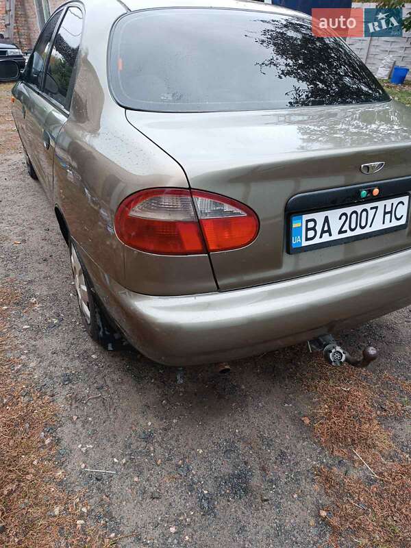 Седан Daewoo Lanos 2002 в Александрие