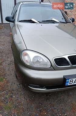 Седан Daewoo Lanos 2002 в Олександрії