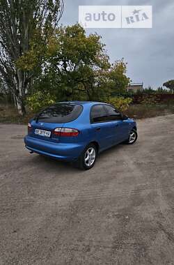 Хэтчбек Daewoo Lanos 2001 в Николаеве