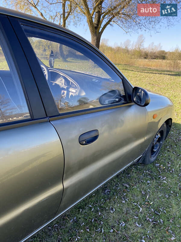 Седан Daewoo Lanos 2007 в Сарнах