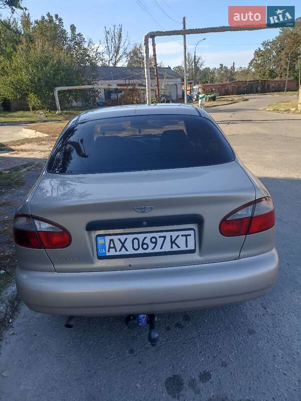 Седан Daewoo Lanos 2008 в Чугуєві