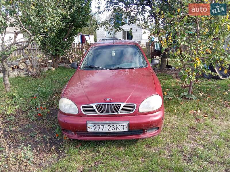 Седан Daewoo Lanos 2004 в Попельне