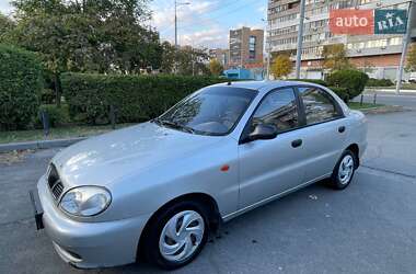 Седан Daewoo Lanos 2003 в Дніпрі