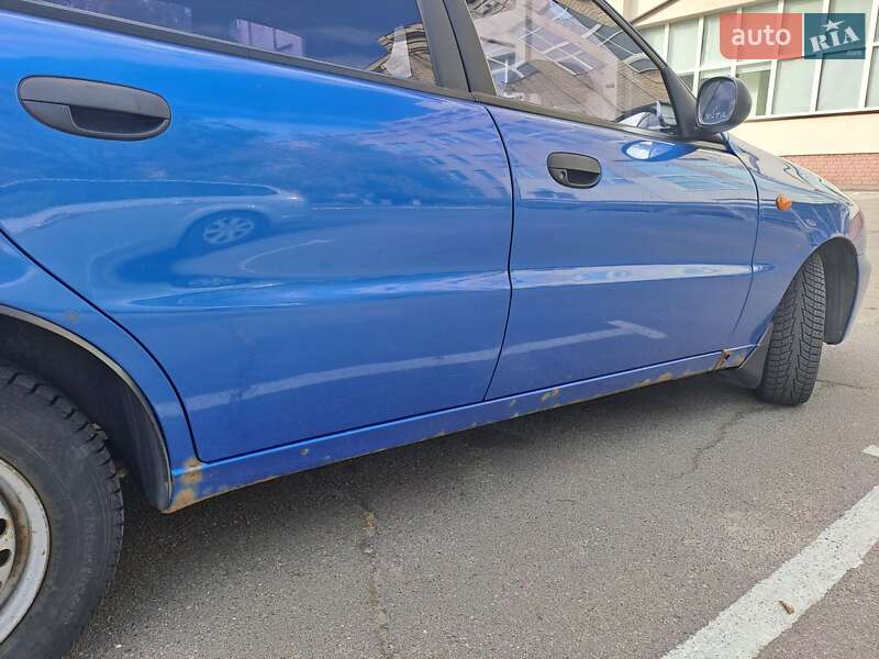 Седан Daewoo Lanos 2008 в Киеве