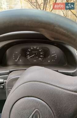 Седан Daewoo Lanos 1998 в 