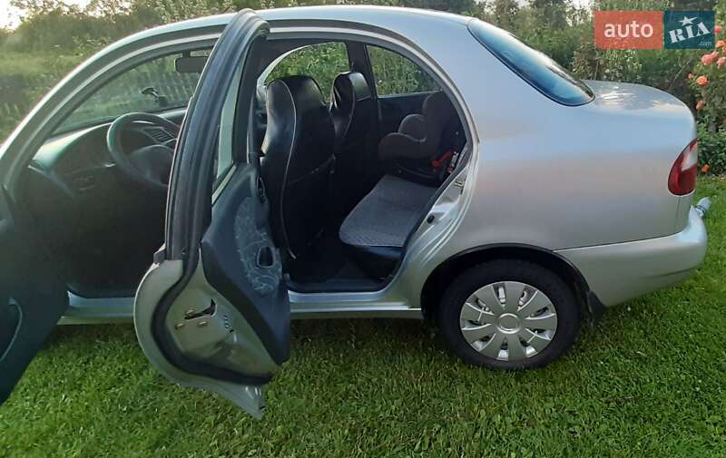 Седан Daewoo Lanos 2003 в Володимирі фото 5 Седан Daewoo Lanos 2003 в Володимирі