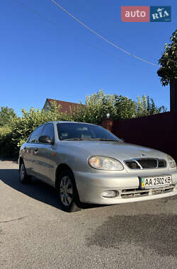 Седан Daewoo Lanos 2004 в Киеве