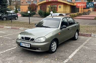 Седан Daewoo Lanos 2004 в Киеве