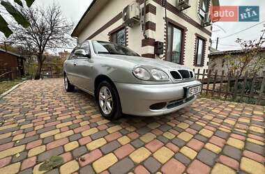 Седан Daewoo Lanos 2002 в Дніпрі