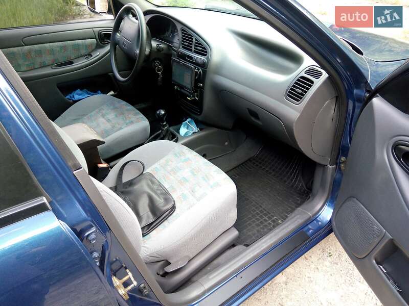 Седан Daewoo Lanos 2005 в Обухове