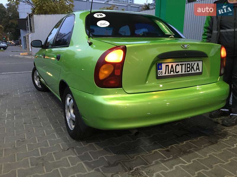 Седан Daewoo Lanos 2003 в Одессе