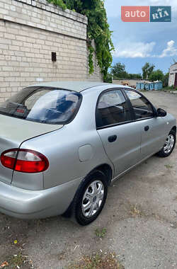 Седан Daewoo Lanos 2003 в Днепре