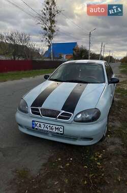 Седан Daewoo Lanos 2004 в Іванкові