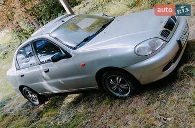 Седан Daewoo Lanos 2006 в Карловке