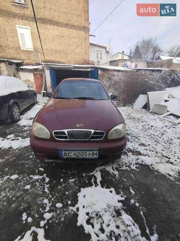 Седан Daewoo Lanos 2005 в Ровно