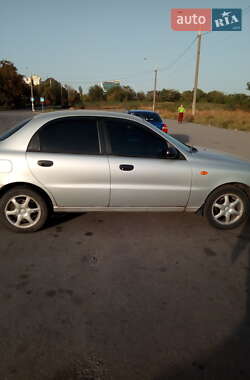 Седан Daewoo Lanos 2003 в Запоріжжі