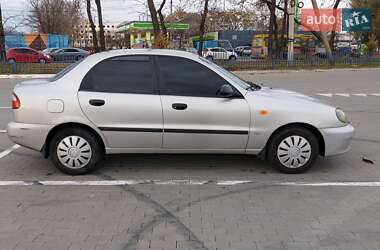 Седан Daewoo Lanos 2002 в Одессе