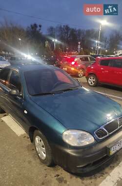 Седан Daewoo Lanos 2001 в Днепре