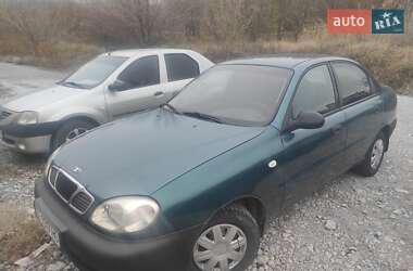 Седан Daewoo Lanos 2001 в Днепре