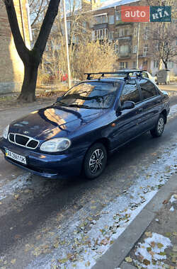 Седан Daewoo Lanos 2003 в Киеве