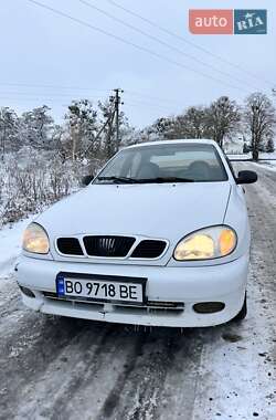 Седан Daewoo Lanos 2003 в Почаеве