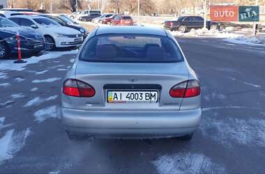 Седан Daewoo Lanos 2004 в Киеве