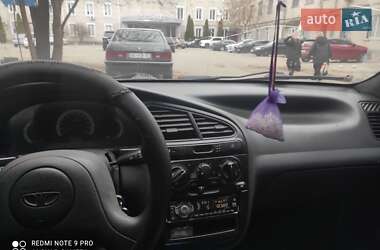 Седан Daewoo Lanos 1998 в 