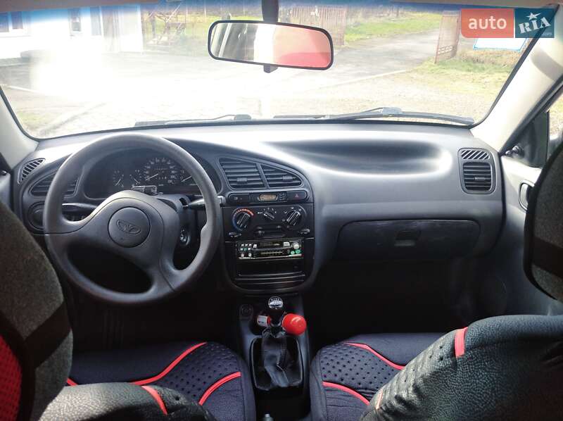 Седан Daewoo Lanos 2004 в Моршині