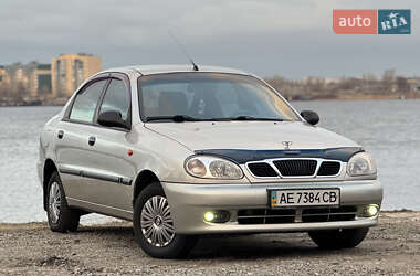 Седан Daewoo Lanos 2002 в Днепре