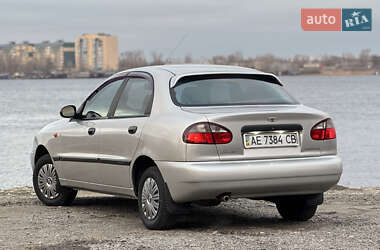 Седан Daewoo Lanos 2002 в Днепре