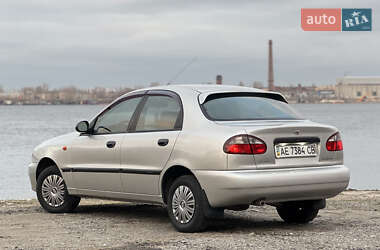 Седан Daewoo Lanos 2002 в Днепре