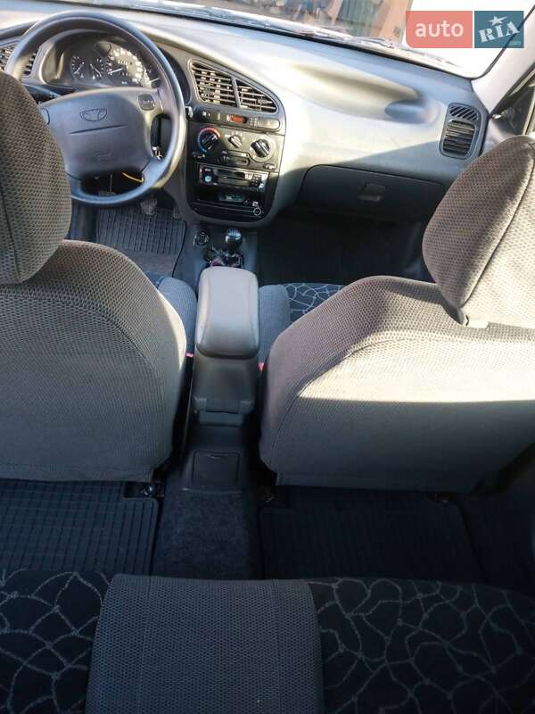 Седан Daewoo Lanos 2004 в Ивано-Франковске