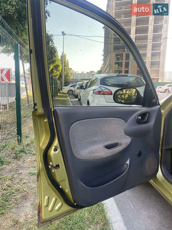 Седан Daewoo Lanos 2007 в Нововоронцовці