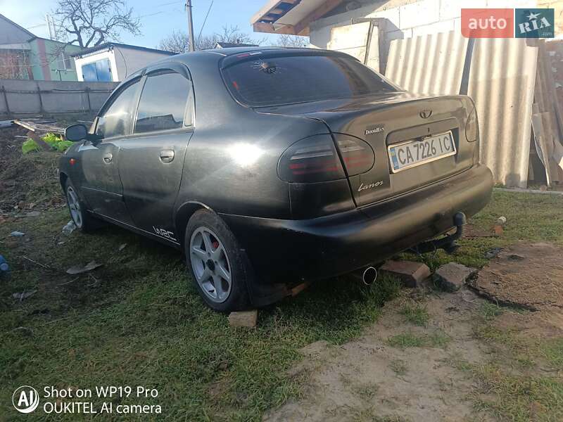 Седан Daewoo Lanos 2008 в Тальному