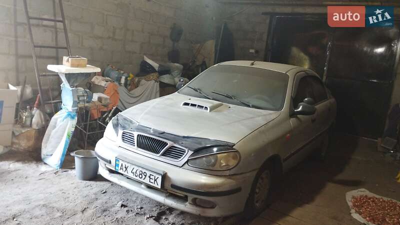 Седан Daewoo Lanos 2005 в Дергачах