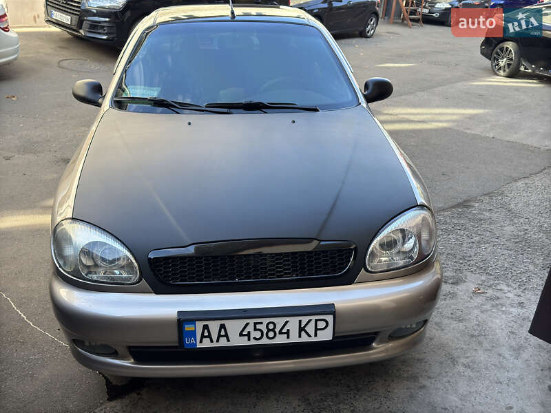 Седан Daewoo Lanos 2004 в Києві