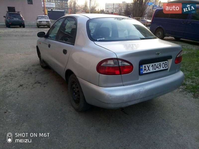 Седан Daewoo Lanos 2004 в Харькове