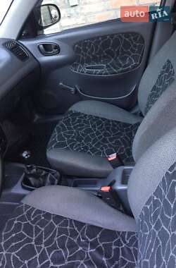 Седан Daewoo Lanos 2003 в 