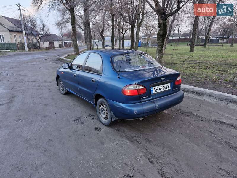 Седан Daewoo Lanos 2002 в Києві
