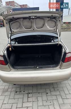 Седан Daewoo Lanos 2004 в 