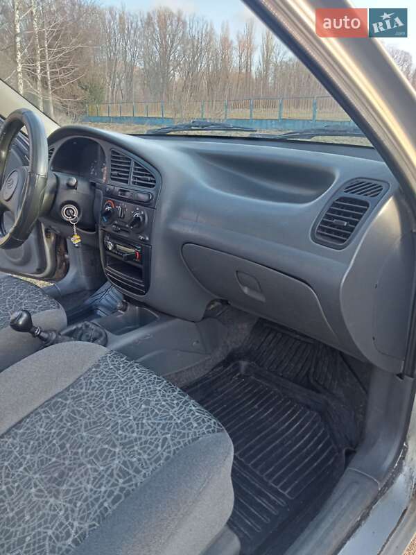 Седан Daewoo Lanos 2009 в Чернигове