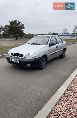 Седан Daewoo Lanos 2003 в Сарнах