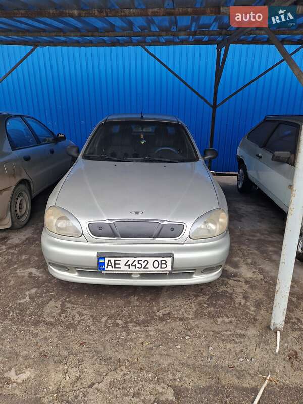 Седан Daewoo Lanos 2003 в Кам'янському