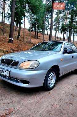 Седан Daewoo Lanos 2005 в Тростянце