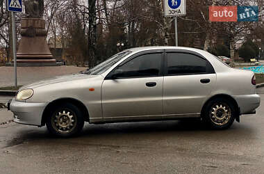 Седан Daewoo Lanos 2004 в 