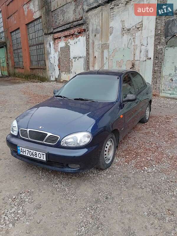 Седан Daewoo Lanos 2004 в Днепре