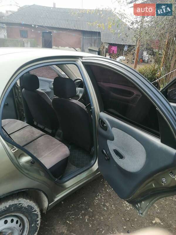 Седан Daewoo Lanos 2006 в Тлумаче