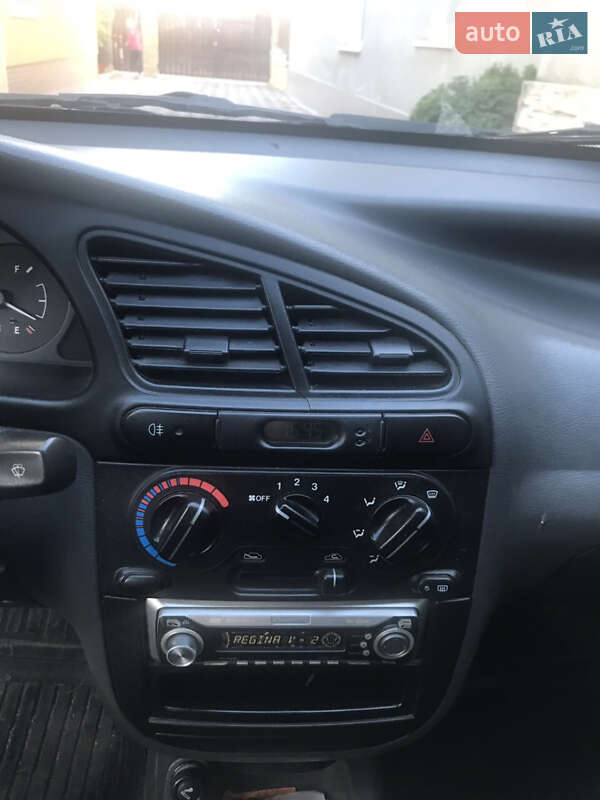Седан Daewoo Lanos 2006 в Ужгороде